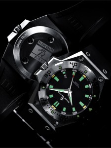 Reviewing Reef Tiger Black Shark Automatic Diver Watch